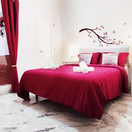 Ciriaco By Sevillaluxurysuites Eksteriør bilde